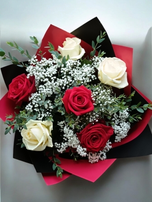 6 red and white roses